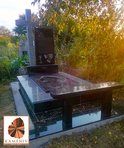 Эксклюзивный памятник в Ивано-Франковске