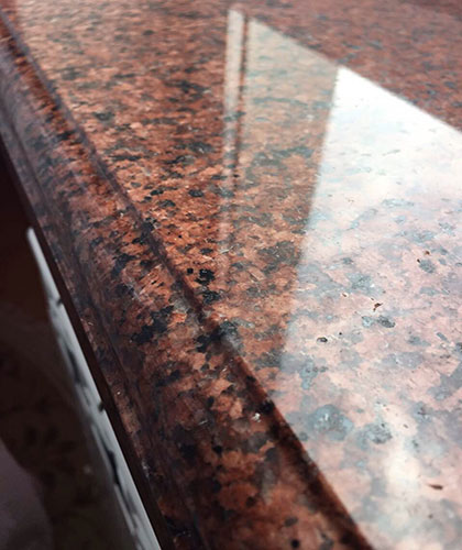 Подоконник из Лезниковского гранита